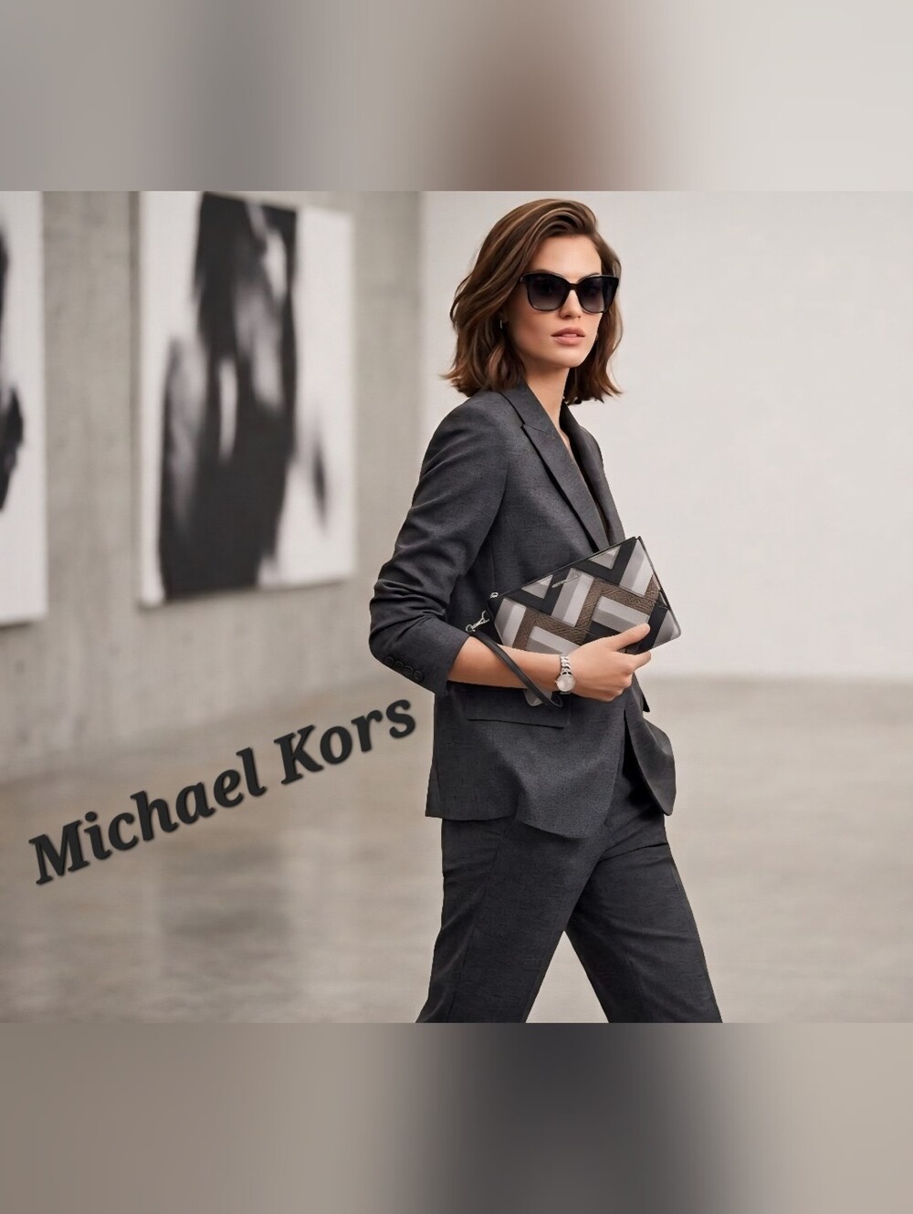 Michael Kors Women's Large Wristlet NWOT